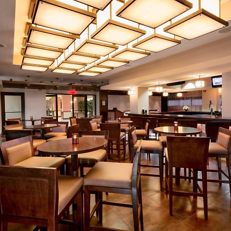 Brandywine Plaza Hotel Claymont Exterior photo
